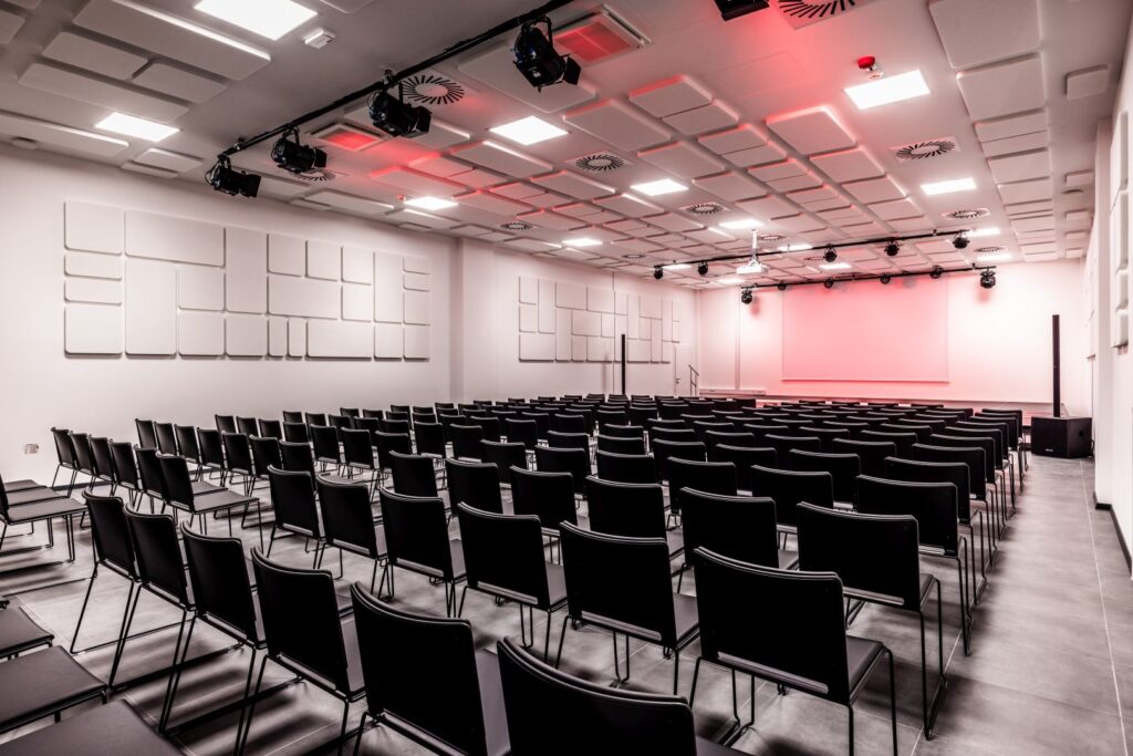 metalka globus velika dvorana